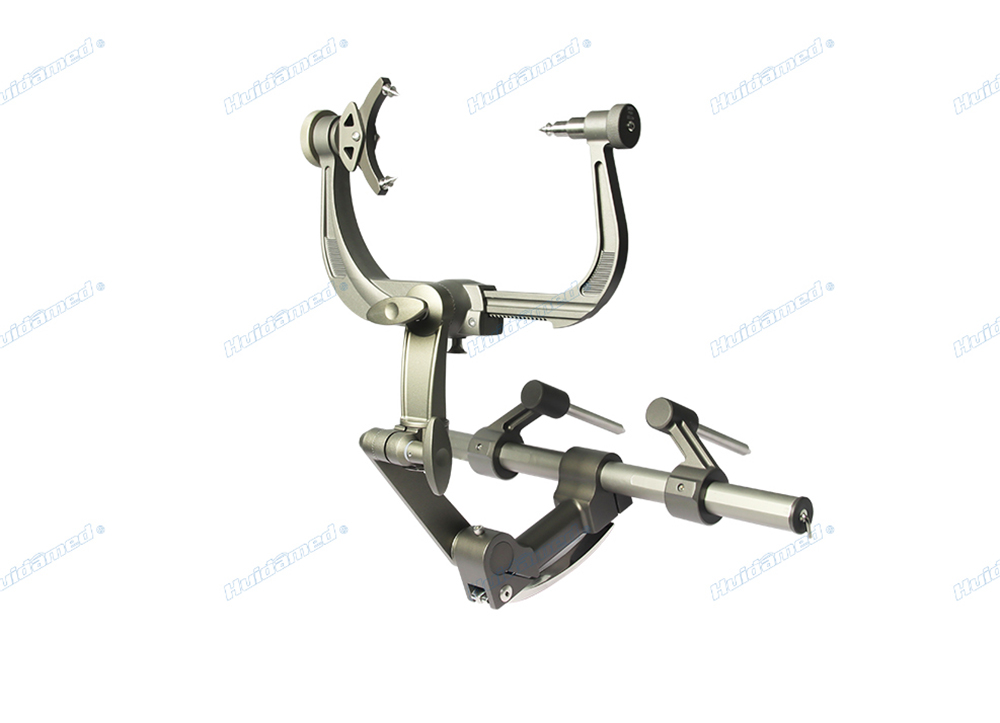 A600 three-top surgical head stand